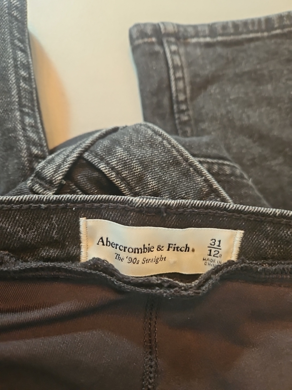 Abercrombie Fitch Black Maternity Jeans Stretch Waistband 90's Straight NWOT - Picture 2 of 9